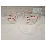 (2) Pyrex Measuring Cups 4 Cup & 1 Cup