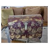 19'ï¿½10'ï¿½14'  Footed Wooden Chest