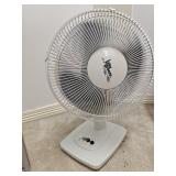 Lake breeze table fan