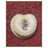 vintage heart shaped porcelain trinket box with
