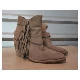 7 Gianni Bini Boots