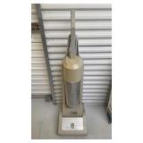 Amway Clear Trak Vacuum