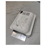 Florescent Nail Salon Light