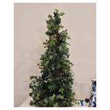 Cone English Ivy Topiary w/Lights