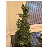 21' Spiral English Ivy Topiary w/Lights