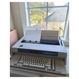 IBM Wheelwriter 3  Electric Typewriter
