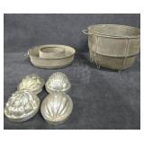 Metal Bundt Pan & Colander + (4) Hanging