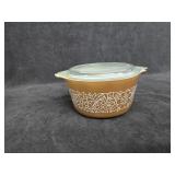 8'ï¿½ 3.25' Covered Pyrex Dish