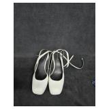 Bamboo Sz 9 White Block Heels