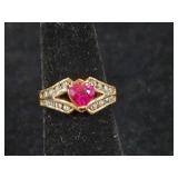 Sz 4.75 Gold Plated Heart Ring w/Rhinestones