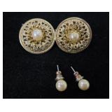 3 Strand Faux Pearl Necklace + (2) Pr Earrings