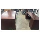 (2) First Choice Matching Desks 70'x35'x29,