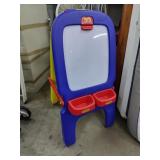 44'CRAYOLAï¿½ Plastic Stand up Art Easel  Whiteboard