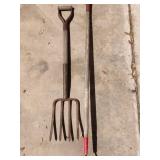 Red Handled Garden Scraper & 4-Prong Garden Fork