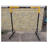 Gantry crane adjustable