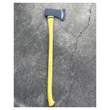 Central Forge 3 1/2lb Axe w/Fiberglass Handle