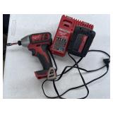 Milwaukee M18 1/4' Hex Impact Driver w/Battery