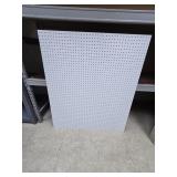 (4) 40"ï¿½46.5" Peg Board