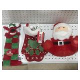 (3) Spot & KONG festive holiday