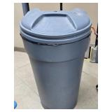 Heavy Duty Rolling Trash Can