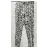 Joseph Ribkoffï¿½ Black & White Stretchy styled