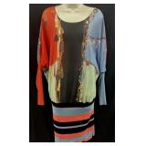 Sz S/M Courage.b Graphic Print Top with Batwing