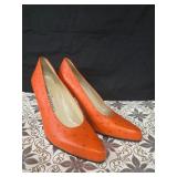 Sz 7.5 Charles Jourdan Heels