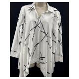 Sz S Comfy USA Blouse Featuring a Black Abstract
