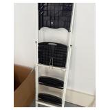 Step ladder