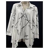 Sz S Comfy USA Blouse Featuring a Black Abstract