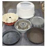 Plastic Cake Carrier with a Clear Lid and White