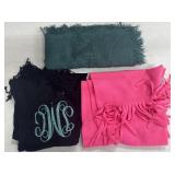 (3) Scarfs