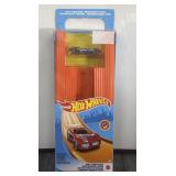 NIB Wheels Track Builder Straight Track with Car