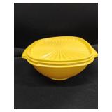 Tupperware 6qt Sunburst Mixing and Serving Bowl