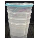 (4) Rubbermaid Food Storage Containers with Lids