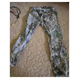32/32 Realtree Camo Pants