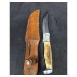 Vintage Case XX Hunting Knife Featuring a g