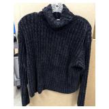 Sz: S, Neiman Marcus, Black Turtle Neck