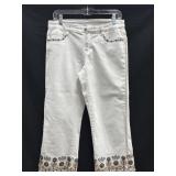 Sz 8 AZI Embroidered Capris