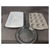 Muffin Pan, Cake Pan & Pie Plate