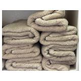 (7) Mainstays Bath Towels