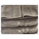 Hampton (5) Pc Set (2) Bath Towels, (2) Washcloths