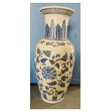 16" Chinoiserie Style Porcelain Vase