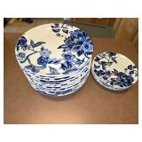 (13) Royal Norfolk Dinner Plates in the "Blue
