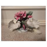 CAPODIMONTE BIRD FIGURINE OF TWO WHITE DOVES WITH