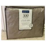 NEW Springmaid Queen Sz Fitted Sheet