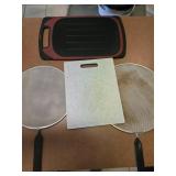 (2) Cutting Boards & (2) Spatter Screens