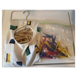 VTG Hanging Fabric Storage Bag W/Wooden and