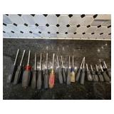 (18) Assorted Screwdrivers
