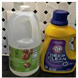 1 Gallon Vinegar & (1) Full Arm & Hammer Laundry